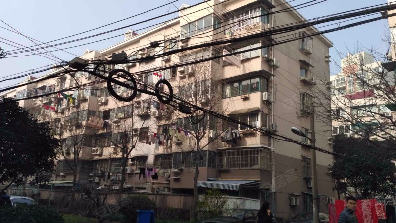 高兴花园二三四街坊