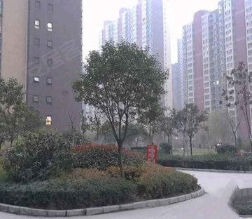 缤纷南郡 正规商品房 大两房 中间楼层采光好 精装修