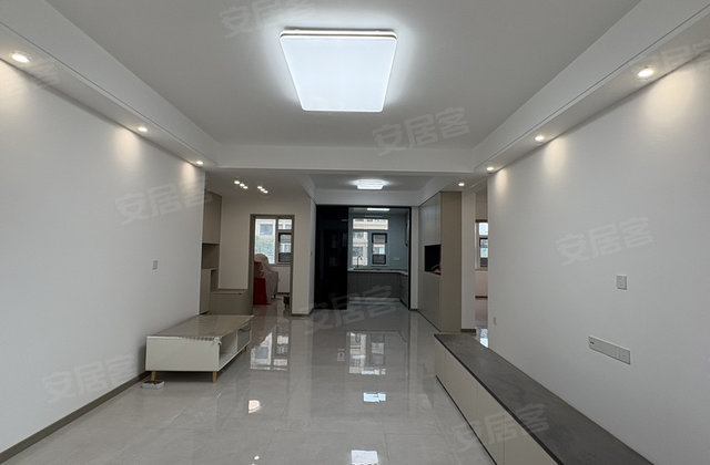 中成水岸绿洲二期3室2厅137㎡90万二手房图片