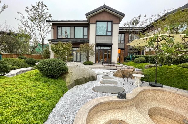 绿地无舍青城3室2厅96.9㎡180万二手房图片