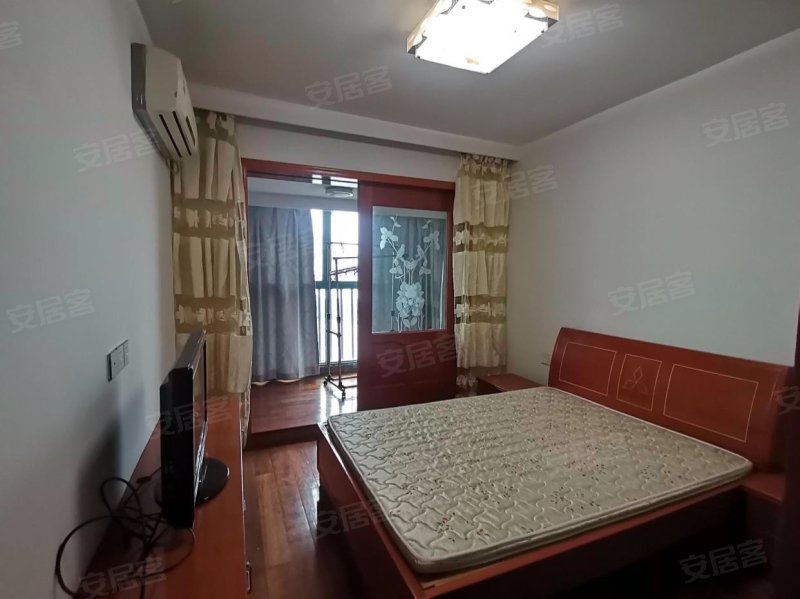 姚江花园(江北)3室2厅2卫