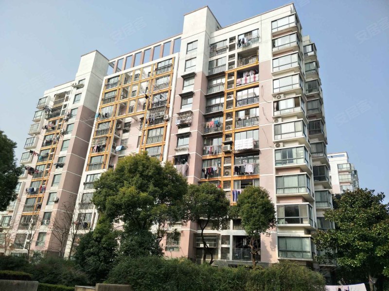 世博家园十五街坊 