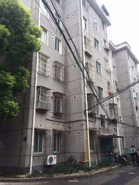 听潮五村(公寓住宅) 