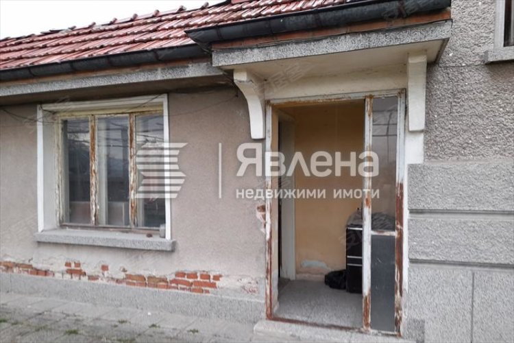 保加利亚约¥50万BulgariaSkutareс. Скутаре/s. SkutareHouse出售二手房公寓图片
