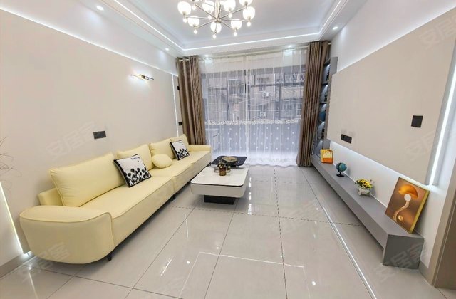 洪都8区4室2厅122㎡69万二手房图片