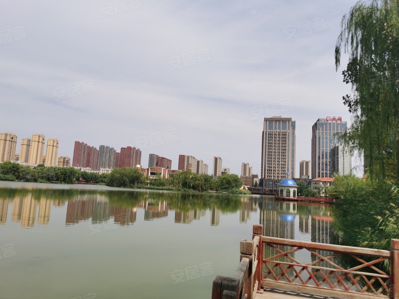 天鹅湖小镇(别墅),虹桥南路,近大连东路-银川天鹅湖小镇(别墅)二手房