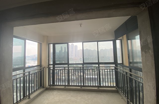 中建梅溪湖中心