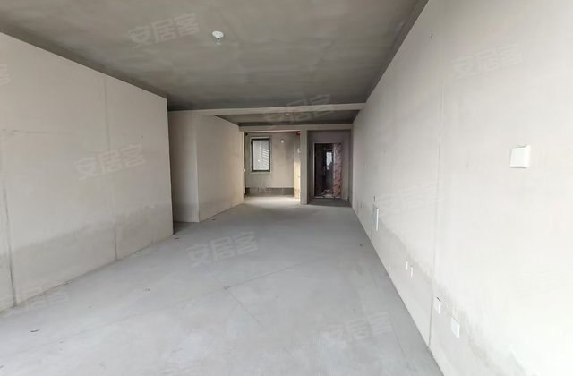 春风海棠4室2厅153.6㎡138万二手房图片