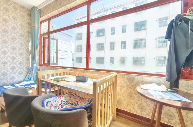 拉百退休基地3室2厅125㎡138万二手房图片