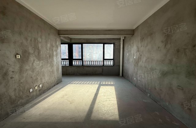 伊顿蓝庭3室2厅124㎡69.8万二手房图片