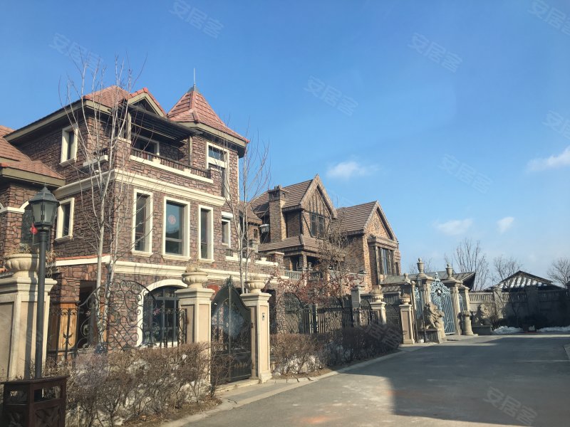 保利十二橡树庄园