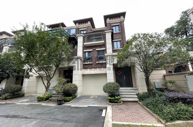 三利麓山城别墅