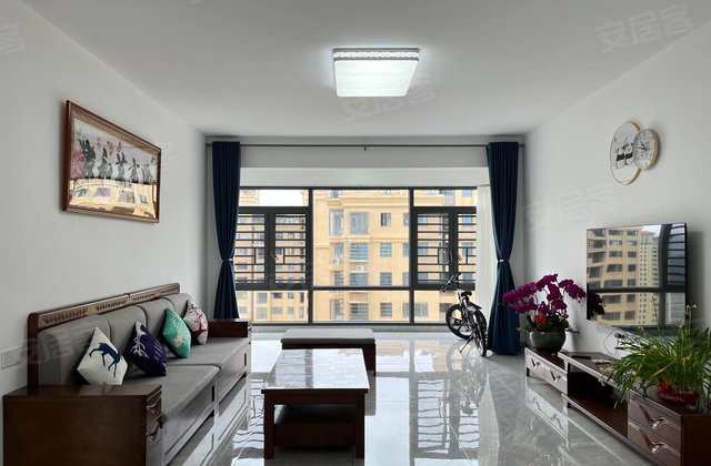 美伦清华园3室2厅122.1㎡136万二手房图片