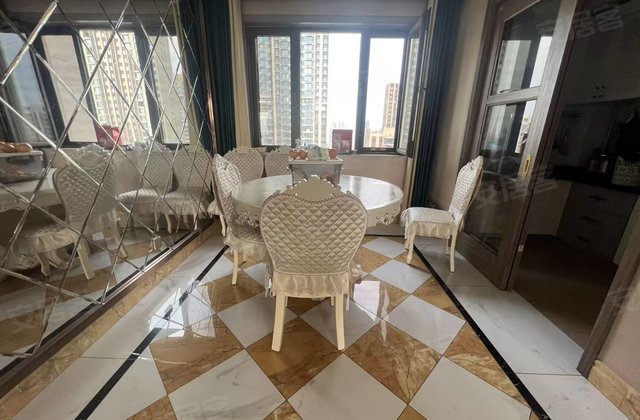 碧桂园翡翠湾4室2厅140㎡125万二手房图片