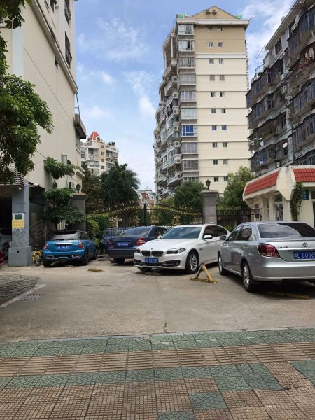 金峰山庄(公寓住宅),文屏二里59