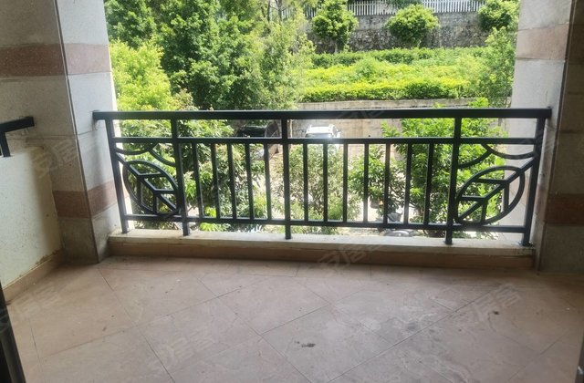 碧桂园水木春华3室2厅103㎡42.8万二手房图片