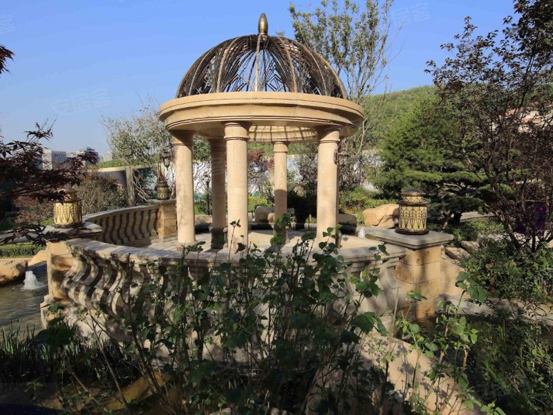 上海余山皇家花园别墅图片