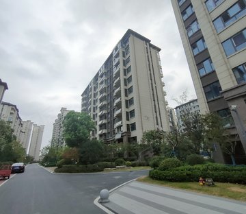 远洋庐玥风景 双卫 次新小区 正规商品房 中间好楼层 带电梯