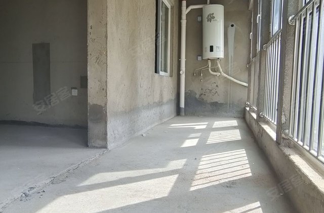 北坛新区4室2厅163㎡123万二手房图片