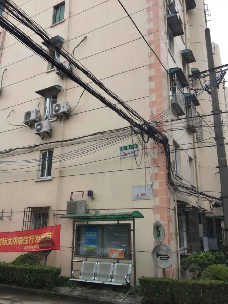 浦三路635弄小区 