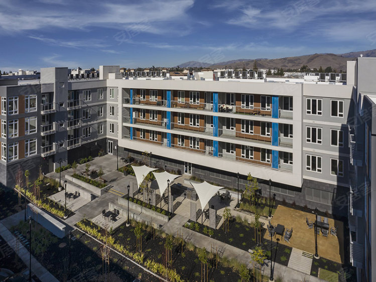 美国加利福尼亚州旧金山约¥472万圣何塞复式公寓 近硅谷 美国Avenue One社区新房公寓图片