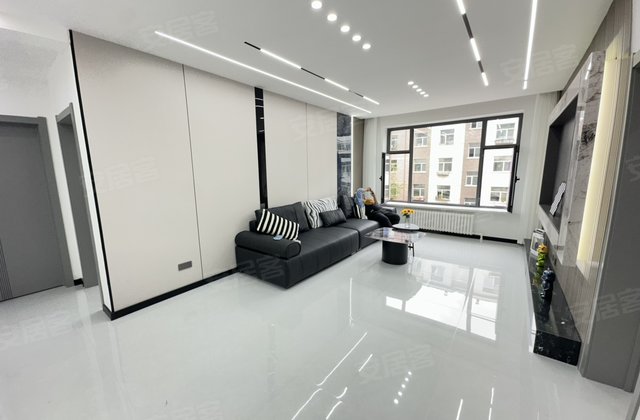 北国经典3室2厅117㎡62.8万二手房图片