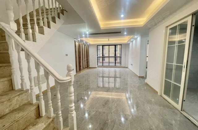 壹品熙园4室2厅180㎡72.8万二手房图片