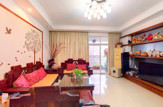 凤南花园4室2厅234.14㎡158万二手房图片