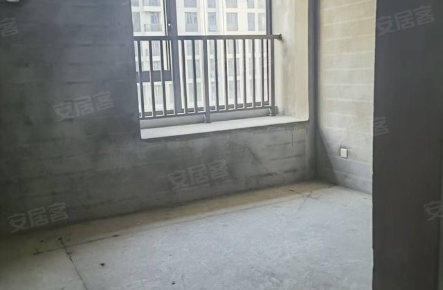 江东大道小区4室2厅120㎡92万二手房图片