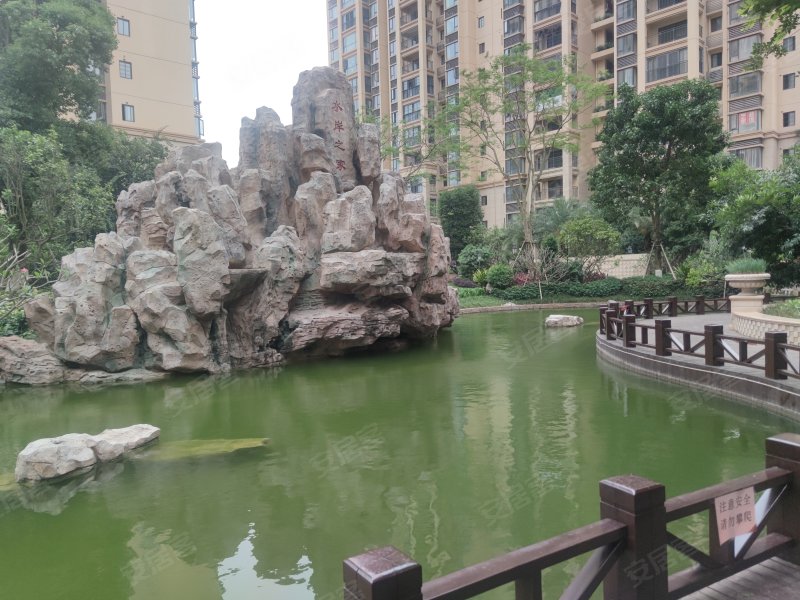 万昌东方巴黎水岸,胜利路南,近金玉路-玉林万昌东方巴黎水岸二手房