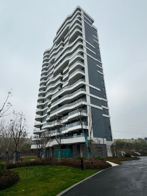 环球融创曹山未来城3室2厅2卫,环球融创曹山未来城二手房,133.8万,3室