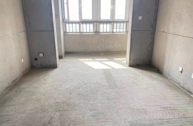 中梁首府3室2厅117㎡115万二手房图片