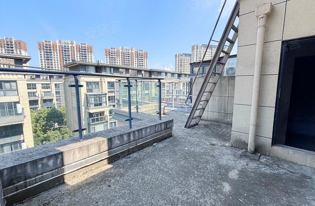 碧桂园湖悦天境花园4室2厅112.68㎡153万二手房图片