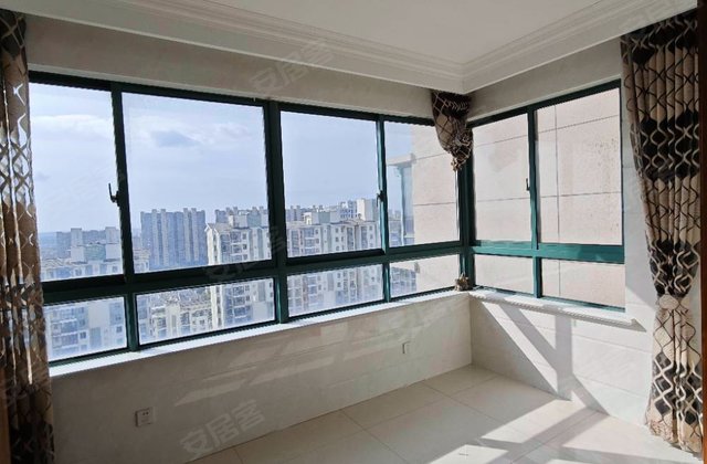 恒丰花园3室2厅128㎡80万二手房图片