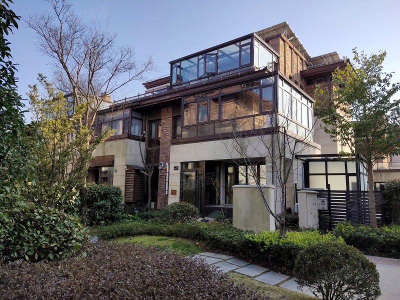 中信泰富朱家角新城鸿玺郡(999弄)