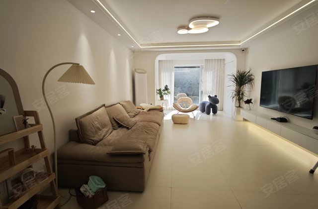 荣和桃花源著4室2厅129㎡91.8万二手房图片