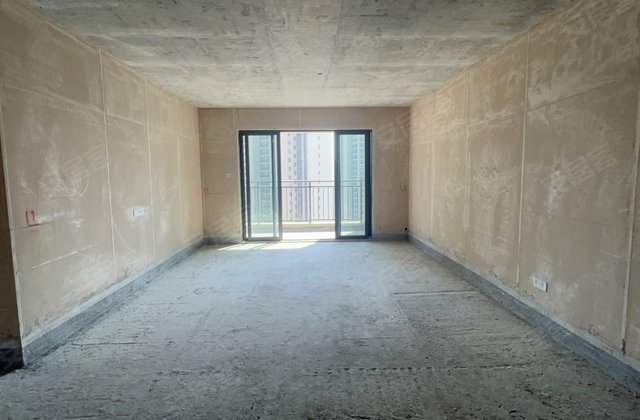 碧桂园中央公园4室2厅143.61㎡57.6万二手房图片