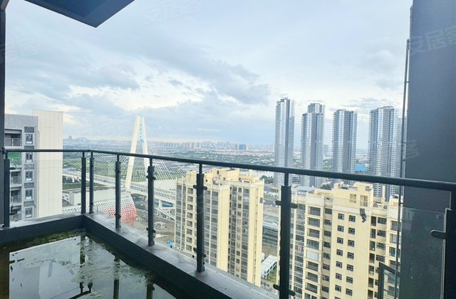 世茂望德4室2厅110㎡139.1万二手房图片