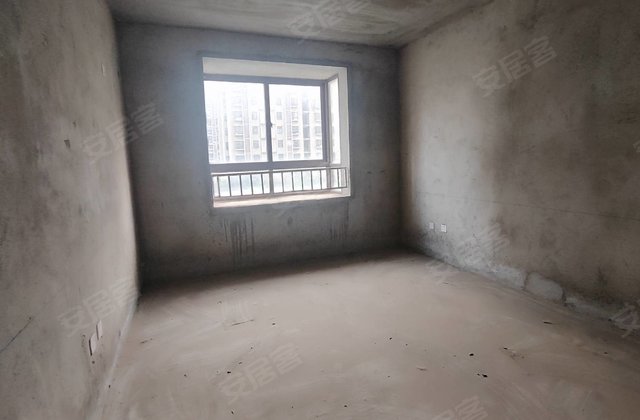 安泰东方丽都4室2厅140㎡79.8万二手房图片