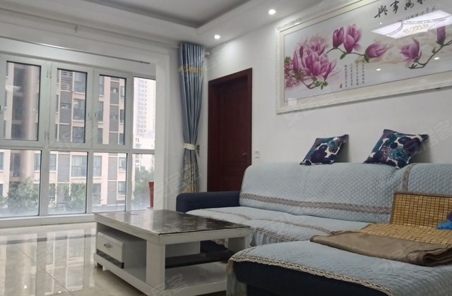 飞扬新天城3室2厅102.89㎡48万二手房图片