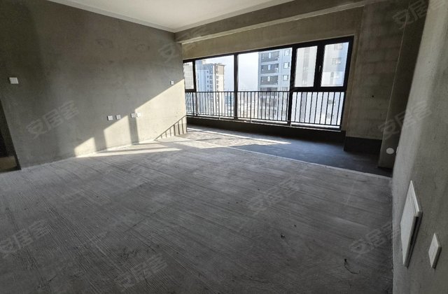 御临河3室2厅127㎡103万二手房图片