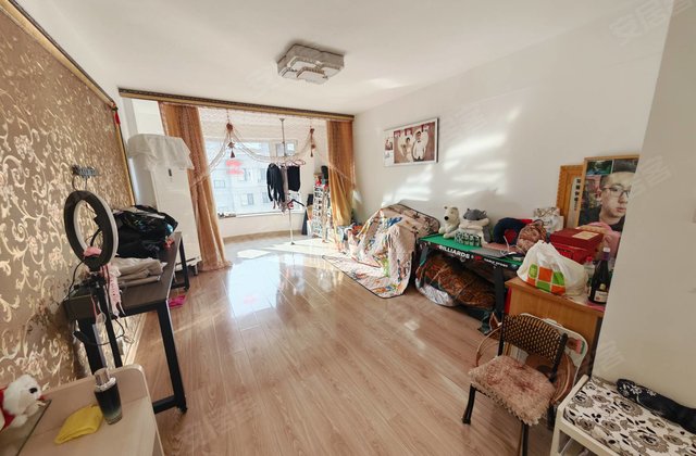 立山华府1室2厅72.54㎡29万二手房图片