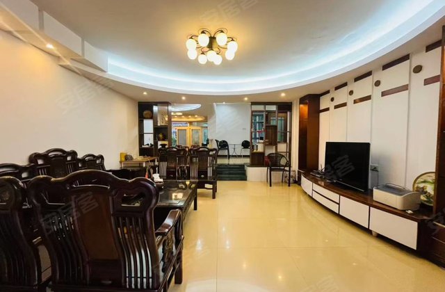 金凤豪苑4室2厅162㎡73.5万二手房图片