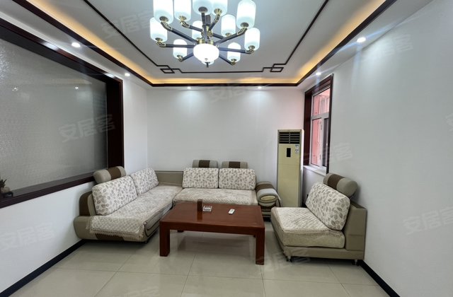 向阳小区(新泰)3室1厅93㎡48万二手房图片