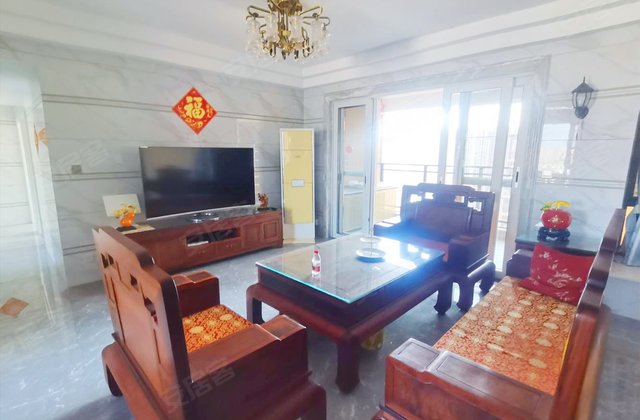 方直君御4室2厅133.89㎡195万二手房图片