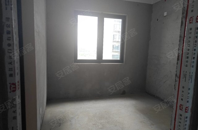 铭辰佳苑3室2厅122㎡86万二手房图片