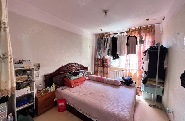 日新小区2室1厅69㎡9.8万二手房图片