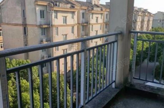 龙吟花苑北区3室2厅130.7㎡65万二手房图片