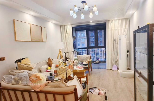 联泰香域中央A区3室2厅110.02㎡190万二手房图片