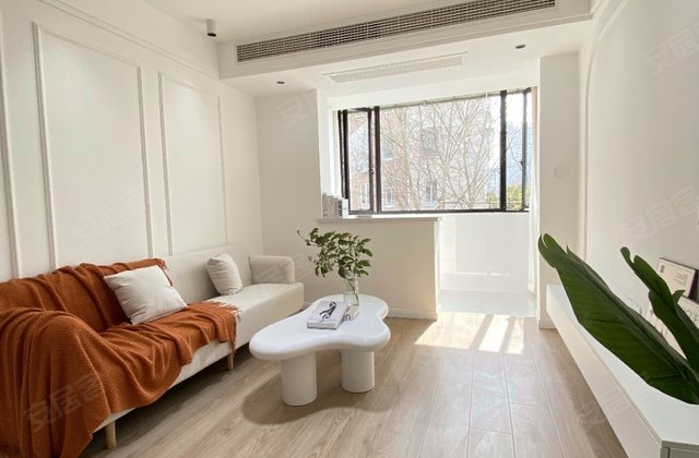 华秀小区2室1厅70㎡275万二手房图片